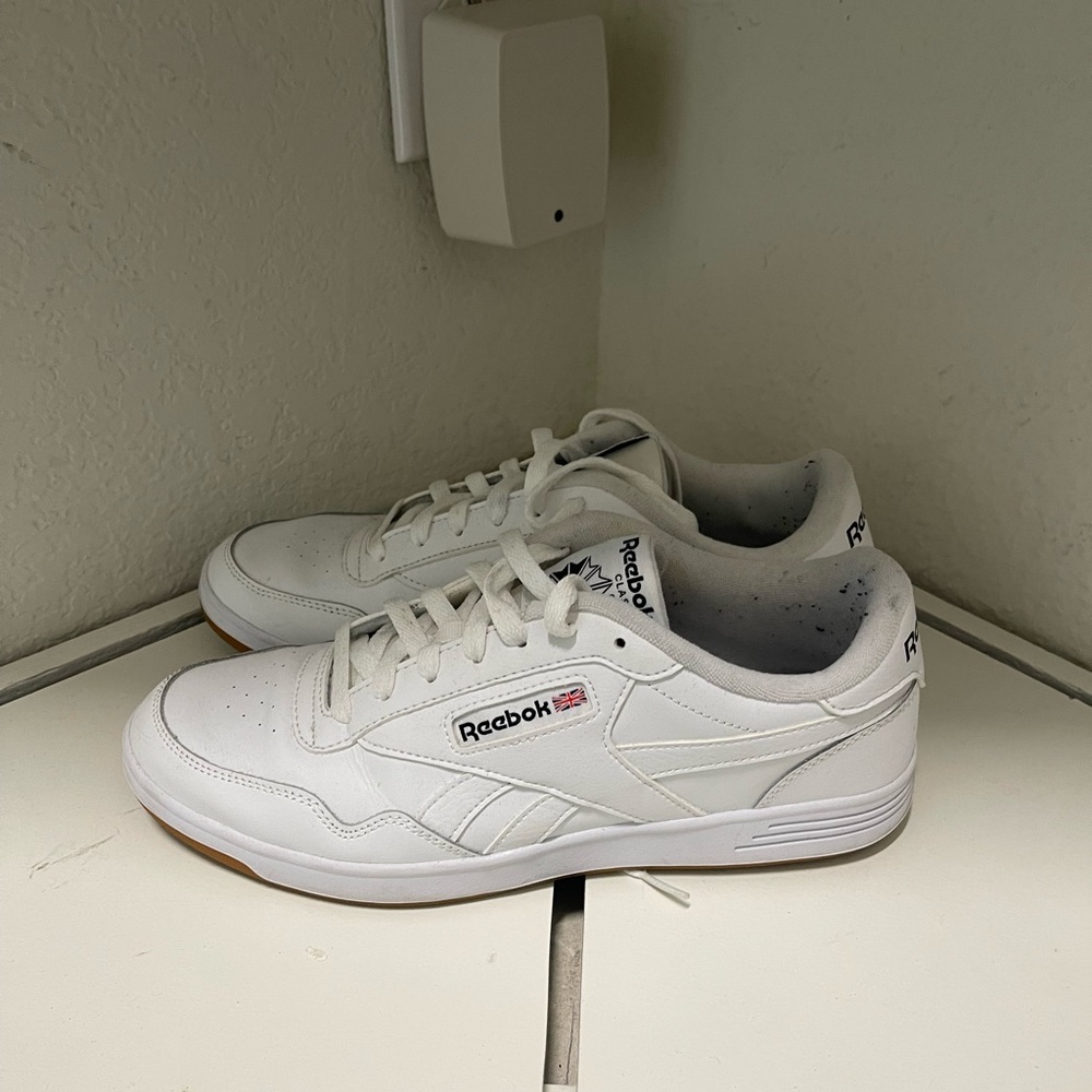 Mens Reebok classics - Picture 2 of 3